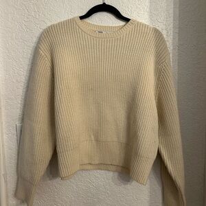 Zara Chunky Cream Knit Sweater